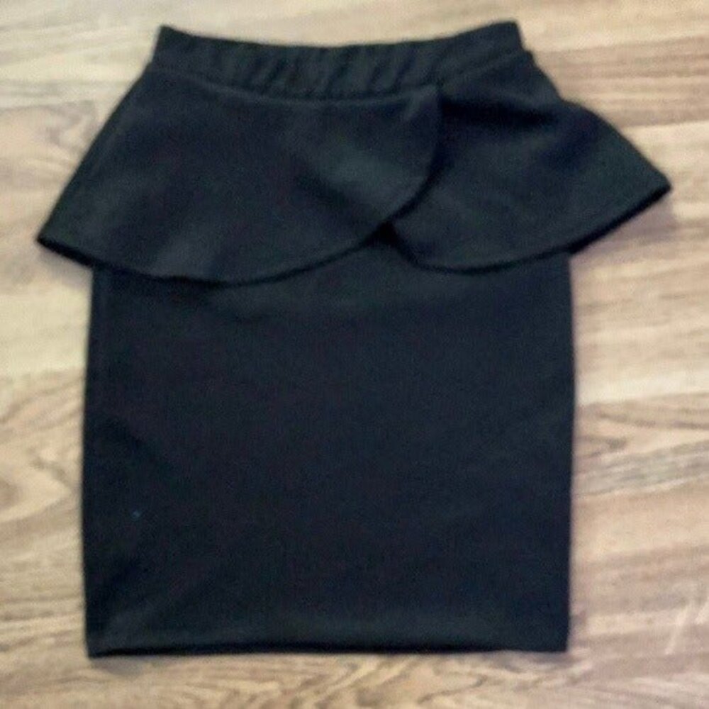 Charlotte Russe sz XS Pull On Black Spandex Skirt
